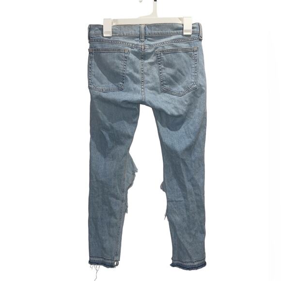 RAG & BONE Women's Light Wash Distressed Dre Capri Jeans Sz 26 - Picture 3 of 8